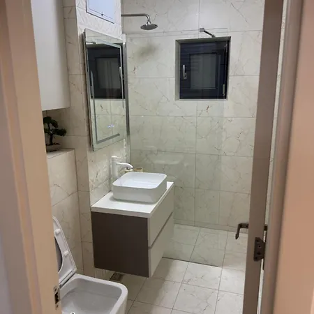 Apartment Central Apartments *